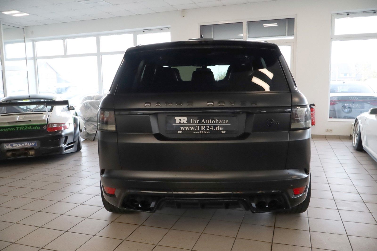 Fahrzeugabbildung Land Rover Range Rover Sport SVR Panorama, SoftClose
