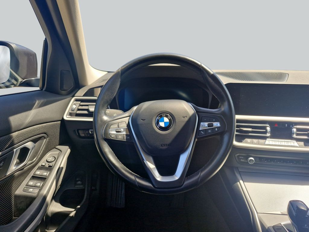 BMW 318i Touring Aut. Advantage *CarPlay* foto 18