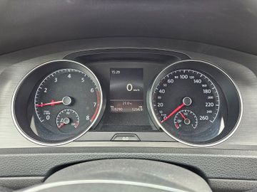 Volkswagen Golf - 12