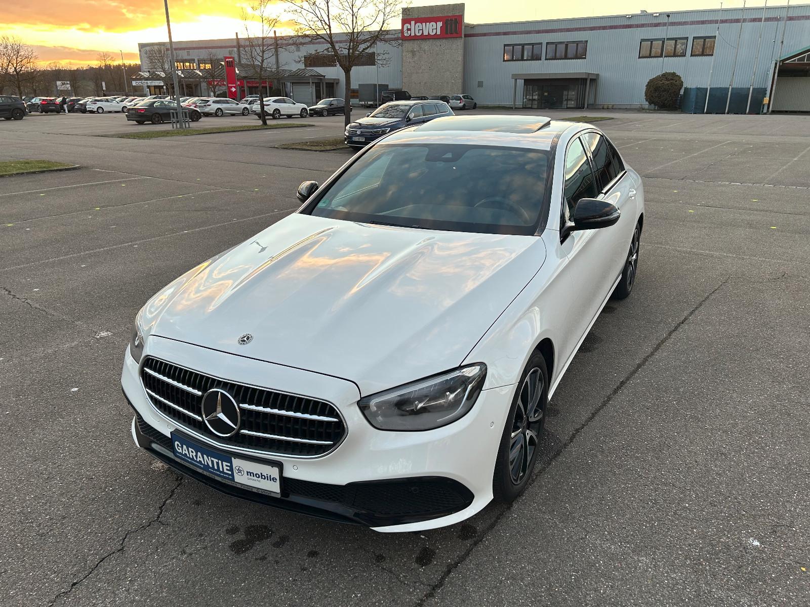 Mercedes-Benz E-200-Avantgarde-LED-Touchpad-Kamera-Nigt-Paket-