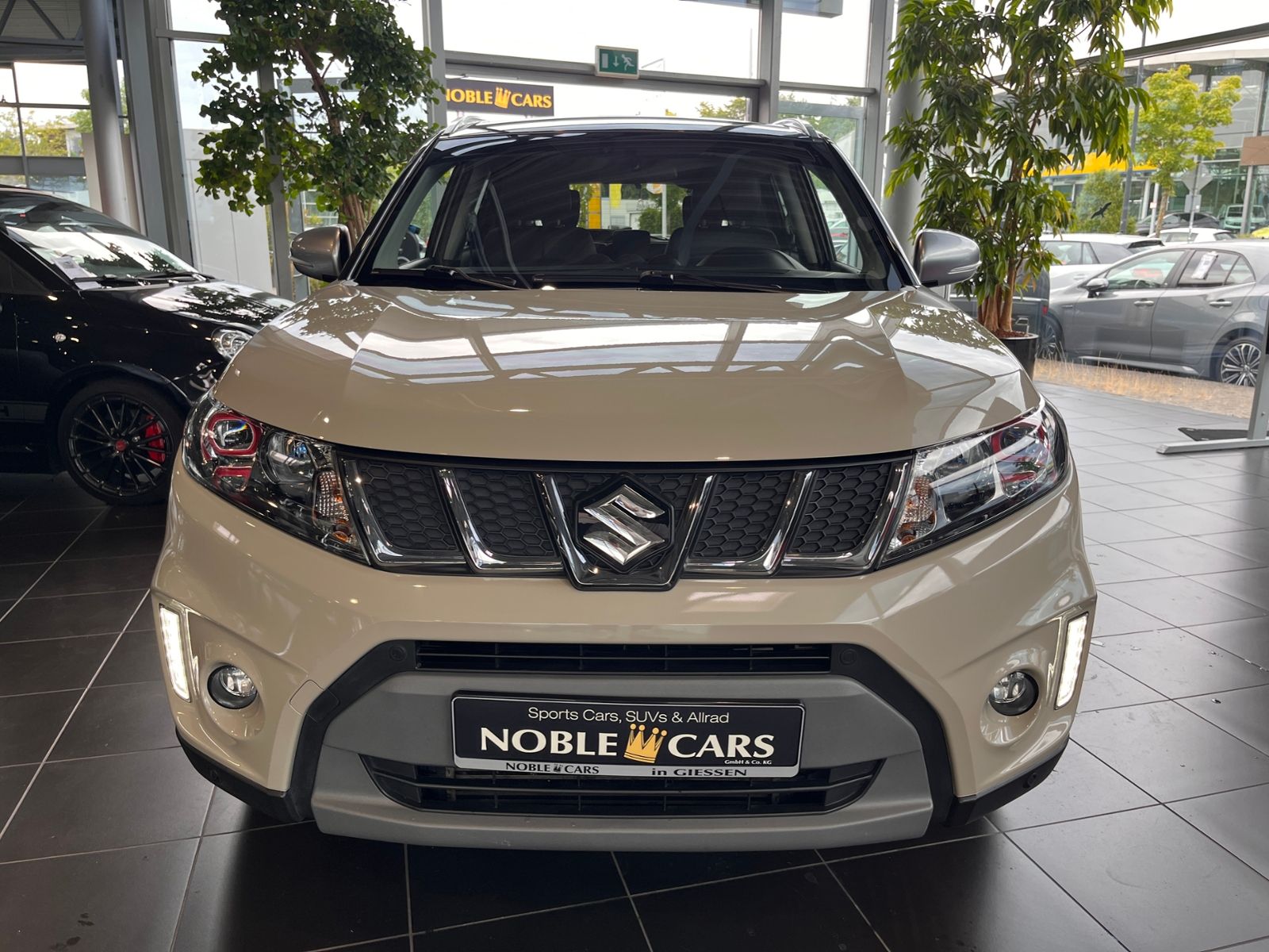 Fahrzeugabbildung Suzuki Vitara 1.4 S 4x4 KLIMA LED NAVI ALU