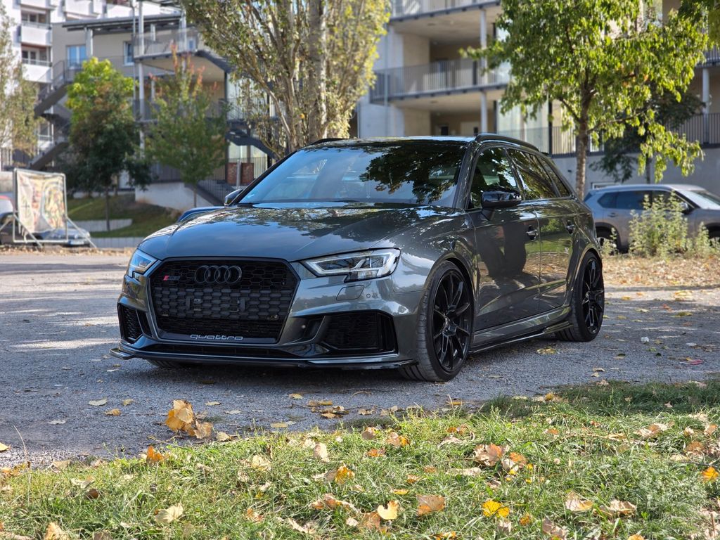 Image of Audi RS3