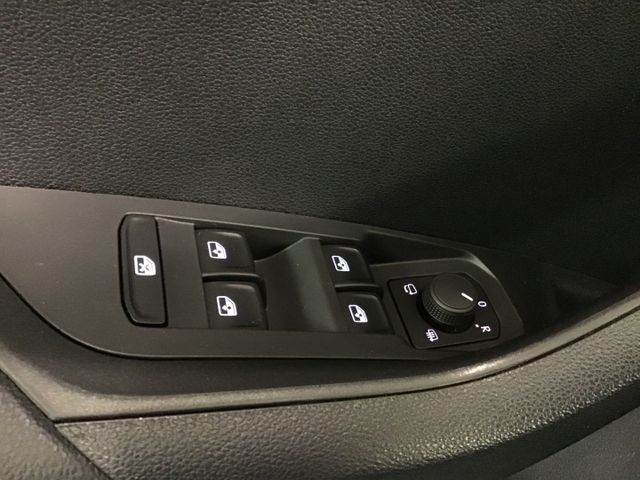 Fahrzeugabbildung Skoda Karoq Sportline 2.0 TDI 4x4 DSG/AHK/RFK/ACC/DCC