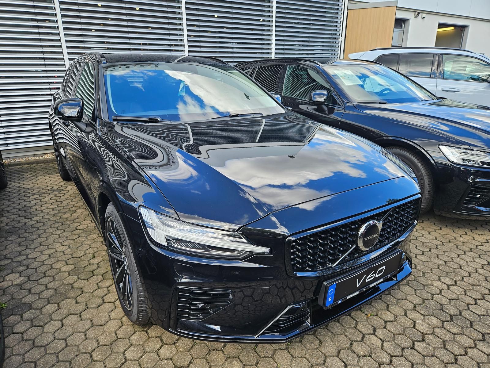 Volvo V60 T8 AWD Plus Dark +TZ-Preis für Gewerbe+ imagem 3