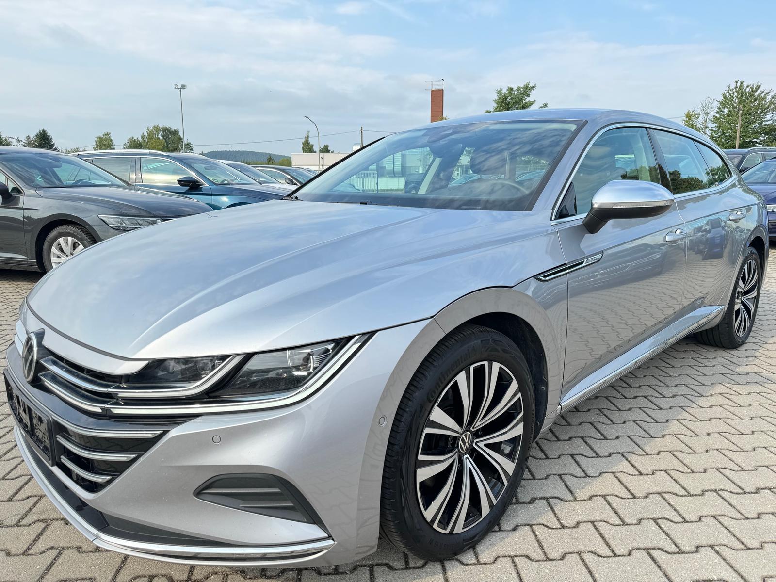 Volkswagen Arteon 2.0TDI Elegance Virtual Navi AHK Kamera
