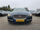 Jaguar XE NAVI-FULLMAP | CAMERA | ECC | JAGUAR-AUDIO - gebrauchte Jaguar XE aus dem Jahr 2015