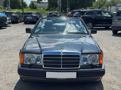 Fahrzeugabbildung 300 ECoupeCabrio300CE-24