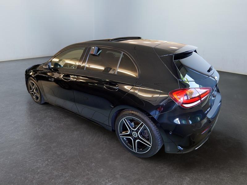 Mercedes-Benz A 180 AMG NIGHT PREMIUM KAMERA PANO SPUR PDC SHD