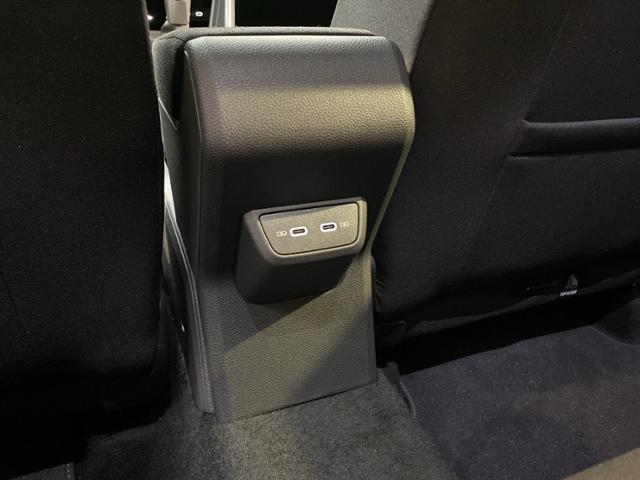 Volkswagen Taigo R-Line 1.5 TSI DSG Matrix Black Style Keyl