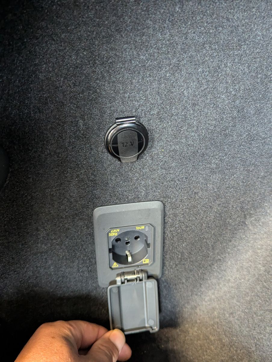 Fahrzeugabbildung CUPRA Terramar 1.5 TSI Tribe Senn Pano Matrix HUD AHK