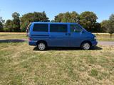 Volkswagen T4 Multivan Atlantis - blaue Volkswagen T4 Multivan