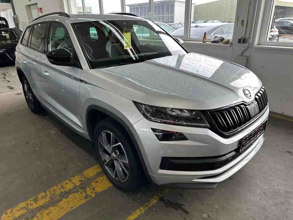 Fahrzeugabbildung SKODA Kodiaq Sportline 4x4 AHK 360° Pano/Schiebedach