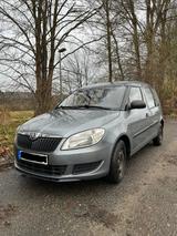 Skoda Roomster 1.2l TSI 63kW Active Plus Edition A... - Skoda Roomster in Kiel