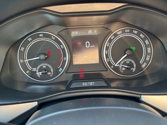 Fahrzeugabbildung SKODA Scala 1.0TSI DSG Clever LED+TEMPOMAT+KAMERA+++