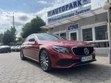 Mercedes-Benz E 220 CDI AMG Avantgarde Limousine**VOLL** - Mercedes-Benz E 220: Cdi Avantgarde