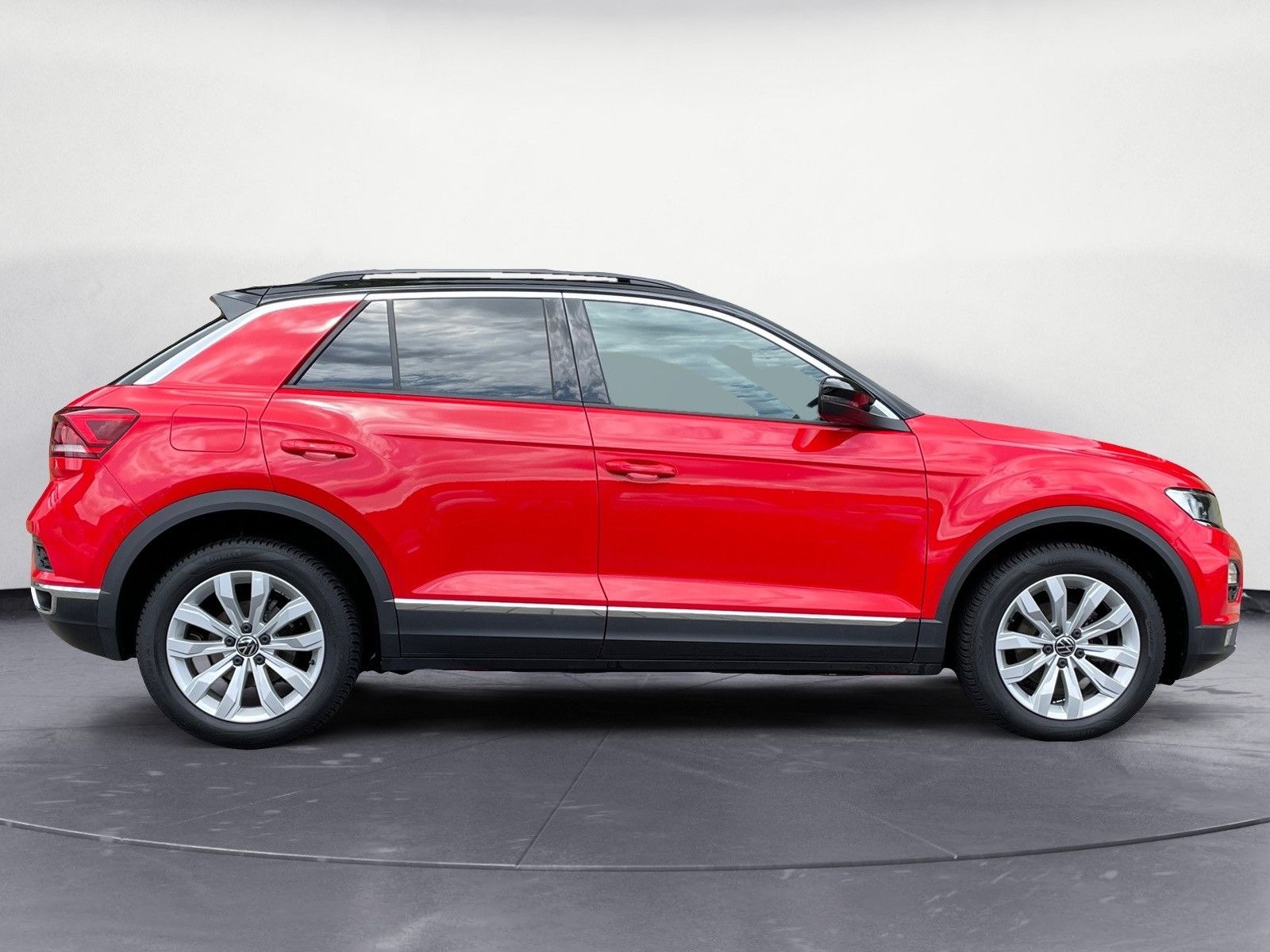 T-ROC Sport 1.5 TSI AHK ACC Navi über App Pano