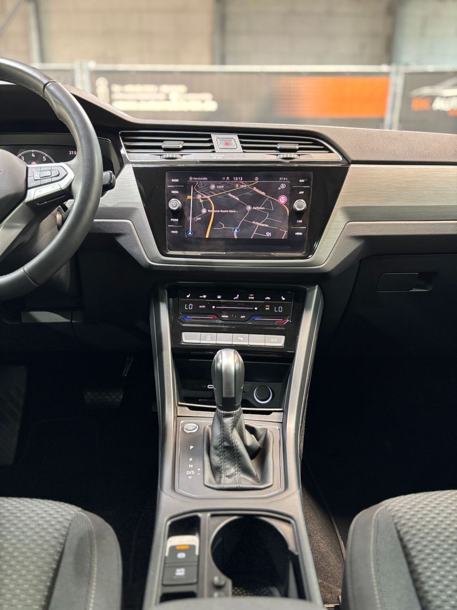 Fahrzeugabbildung Volkswagen Touran 1.5TSI 7Sitze#LED#Pano#Virtual#Kamera#ACC