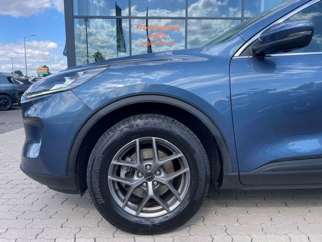 Fahrzeugabbildung Ford Kuga Titanium X elek Heckkl AHK abnehmbar LED