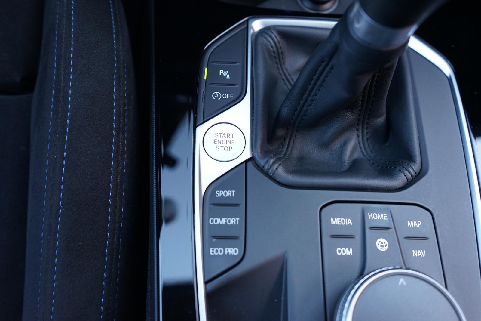 BMW 118 i Advantage LED Navi Klimaaut. Kamera, миниатюра 22