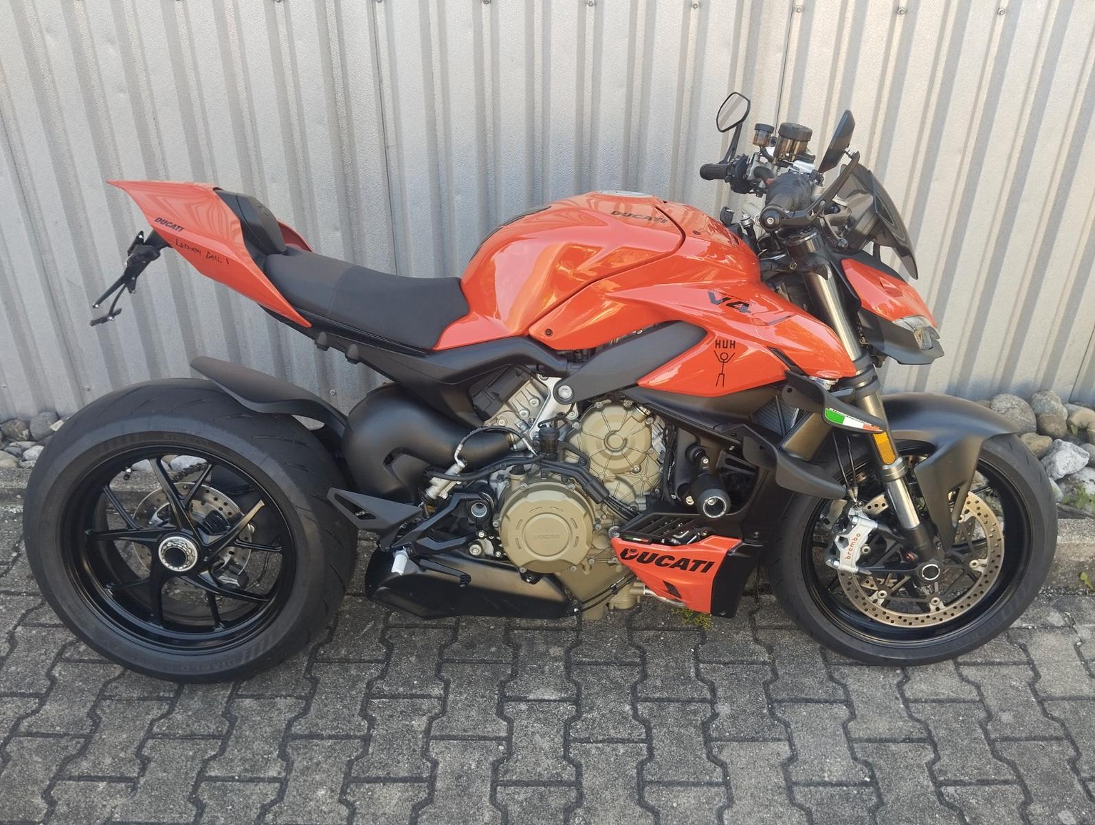 Ducati Streetfighter V4
