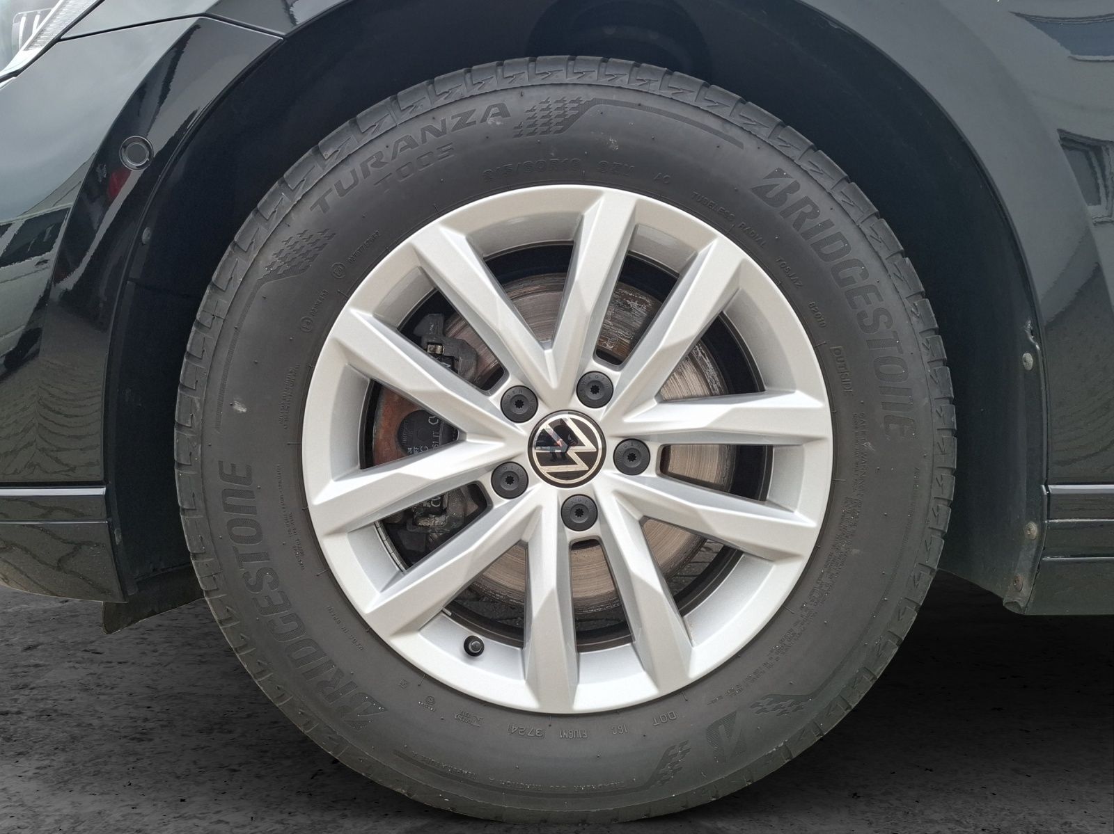 Fahrzeugabbildung Volkswagen Passat Variant TDI Business DSG Standhzg. Matrix