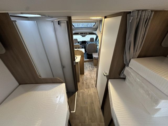 Carado Edition26 T Ford 447 ACC8-AutomSolarTV-Pkt 