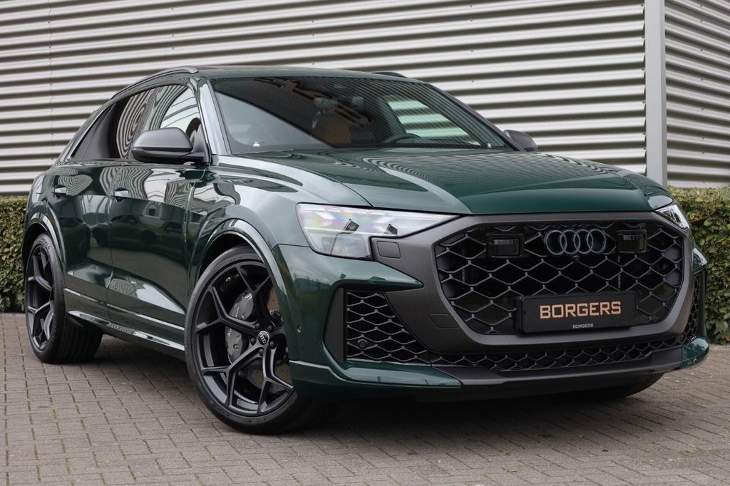 Audi RSQ8