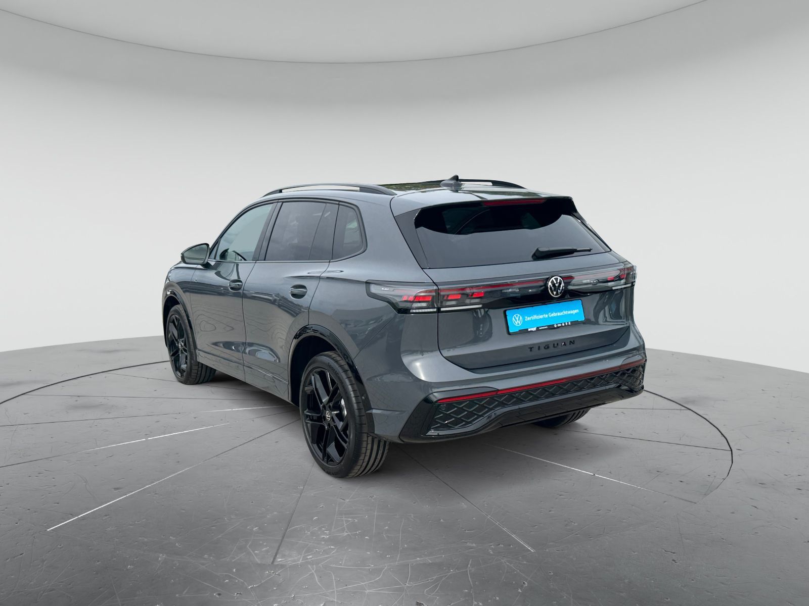 Volkswagen Tiguan R-Line 2.0 TSI 4M DSG Black Styl foto 3