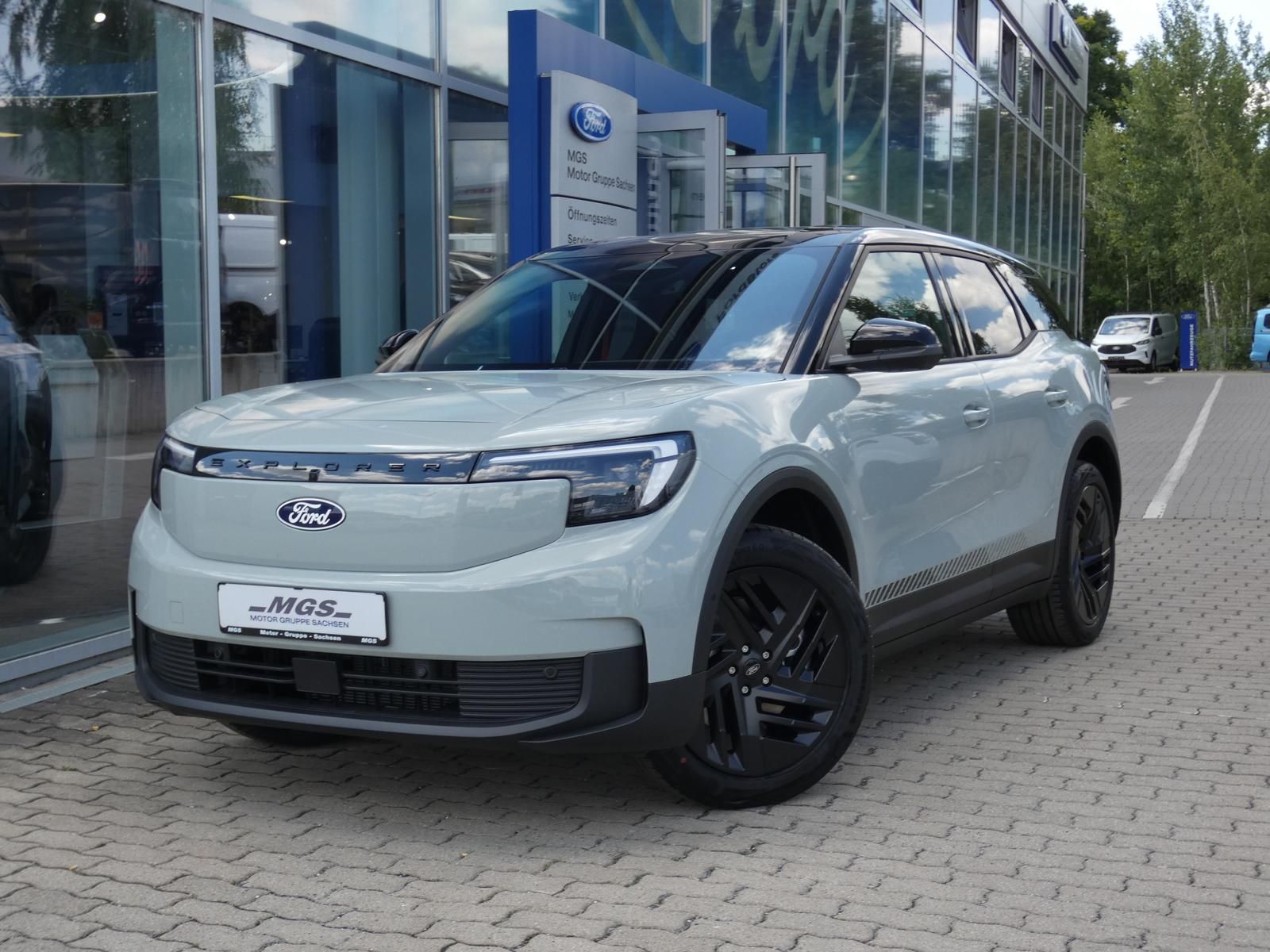 Ford Explorer - Bild 2