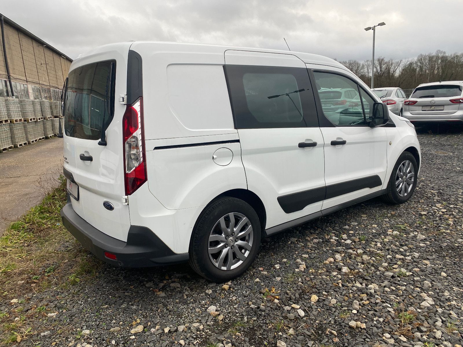 Fahrzeugabbildung Ford Transit Connect*Navi, Klima, PDC, Kamera, 1 Hand