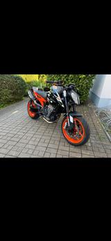 KTM Duke 890 GP - KTM 890 DUKE GP