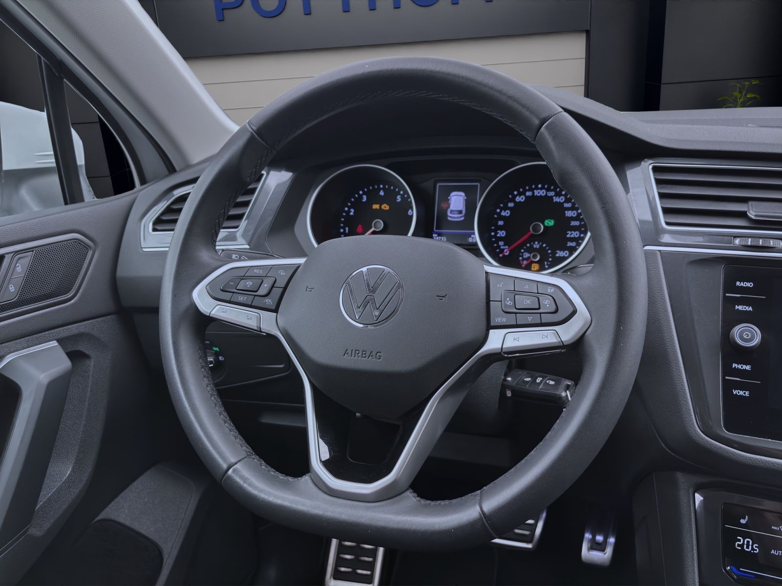 Volkswagen Tiguan - Bild 12