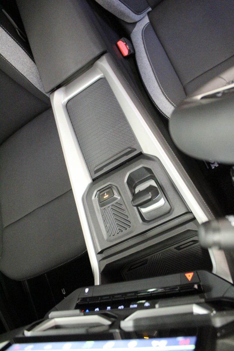 Fahrzeugabbildung Dacia Bigster Hybrid 155 Journey*Winter-Plus-Paket*