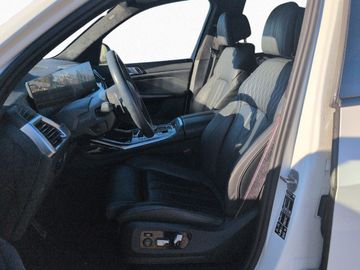 BMW X7 - 10