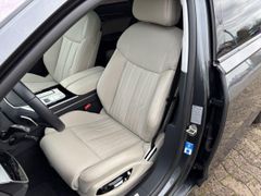 Fahrzeugabbildung Audi A8 60 TFSIe L quattro S LINE TV MATRIX PANO B&O