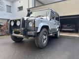 Land Rover Defender 90 Td5 Station Wagon SE - Land Rover Defender aus 2004