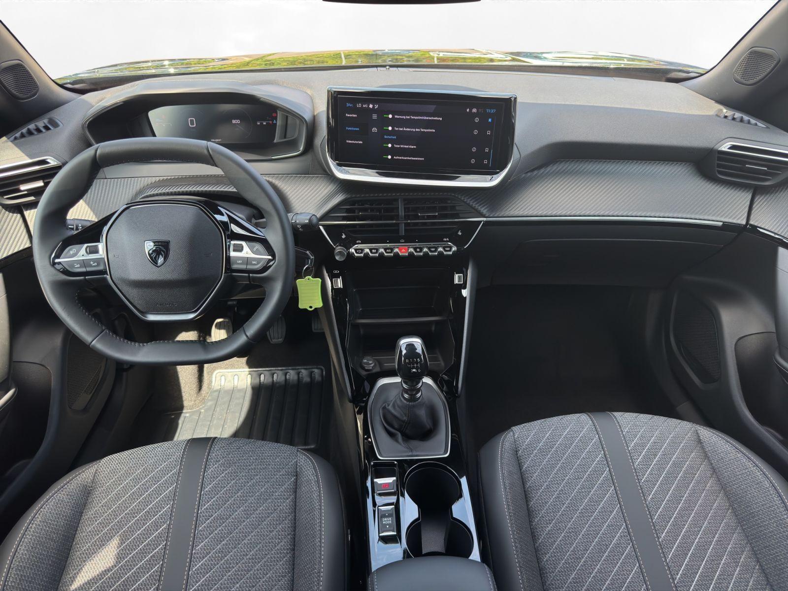 Peugeot 2008 Allure 100 Deutsches Fahrzeug Fast Vollauss