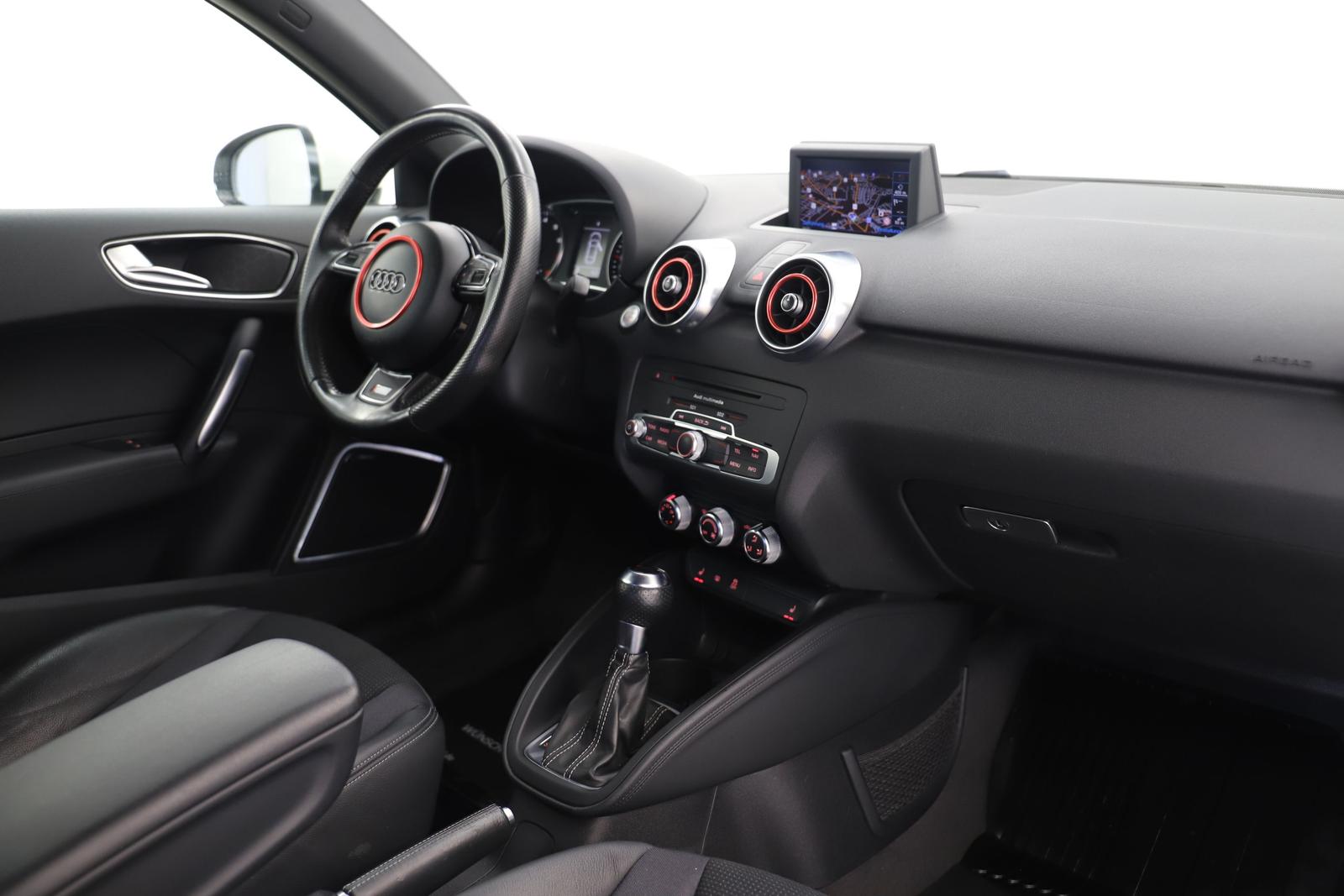 Audi A1 1.4TFSI 185PS Automatik S Line Navi BOSE Keyl
