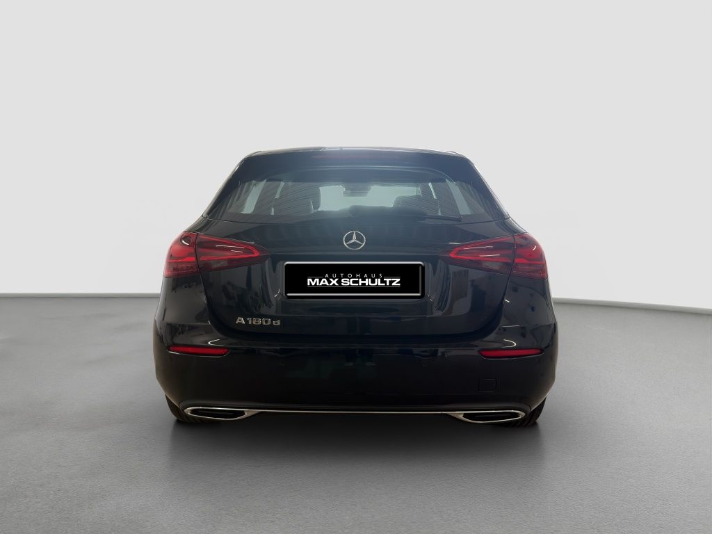 Fahrzeugabbildung Mercedes-Benz A 180 d Kompaktlimousine Progressive*Kamera*LED