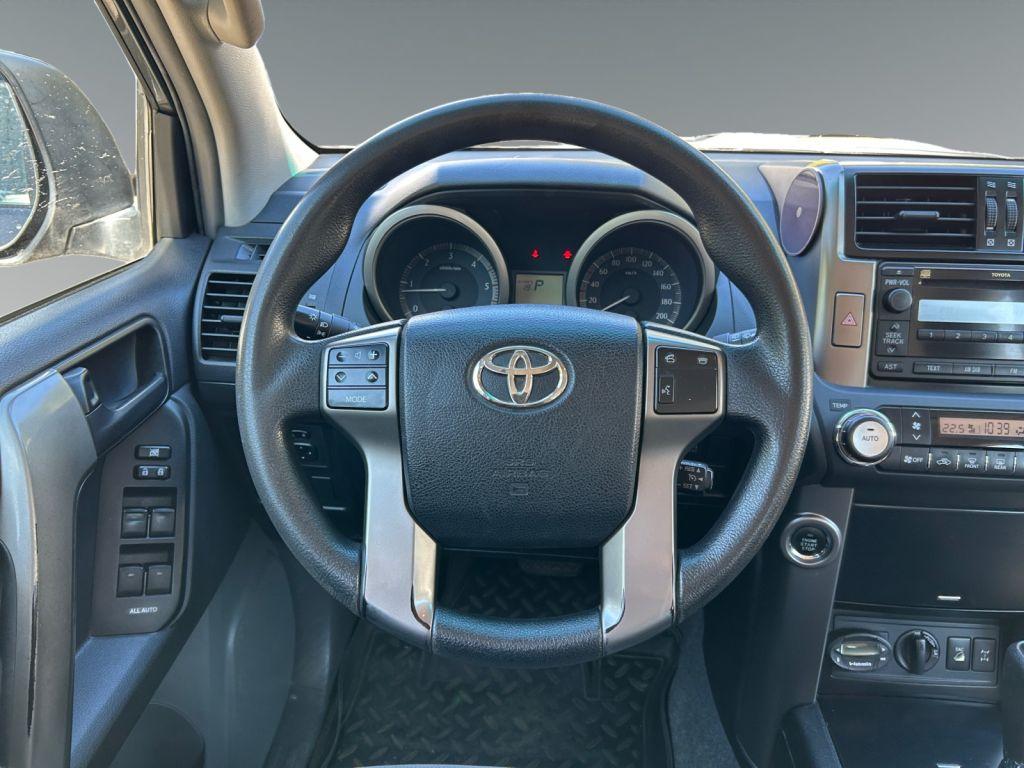 TOYOTA LAND CRUISER 3.0 D-4D 173CH 4X4