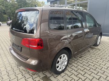 Volkswagen Touran - 5