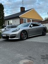Porsche Panamera Turbo S Turbo S - silberne Porsche Panamera