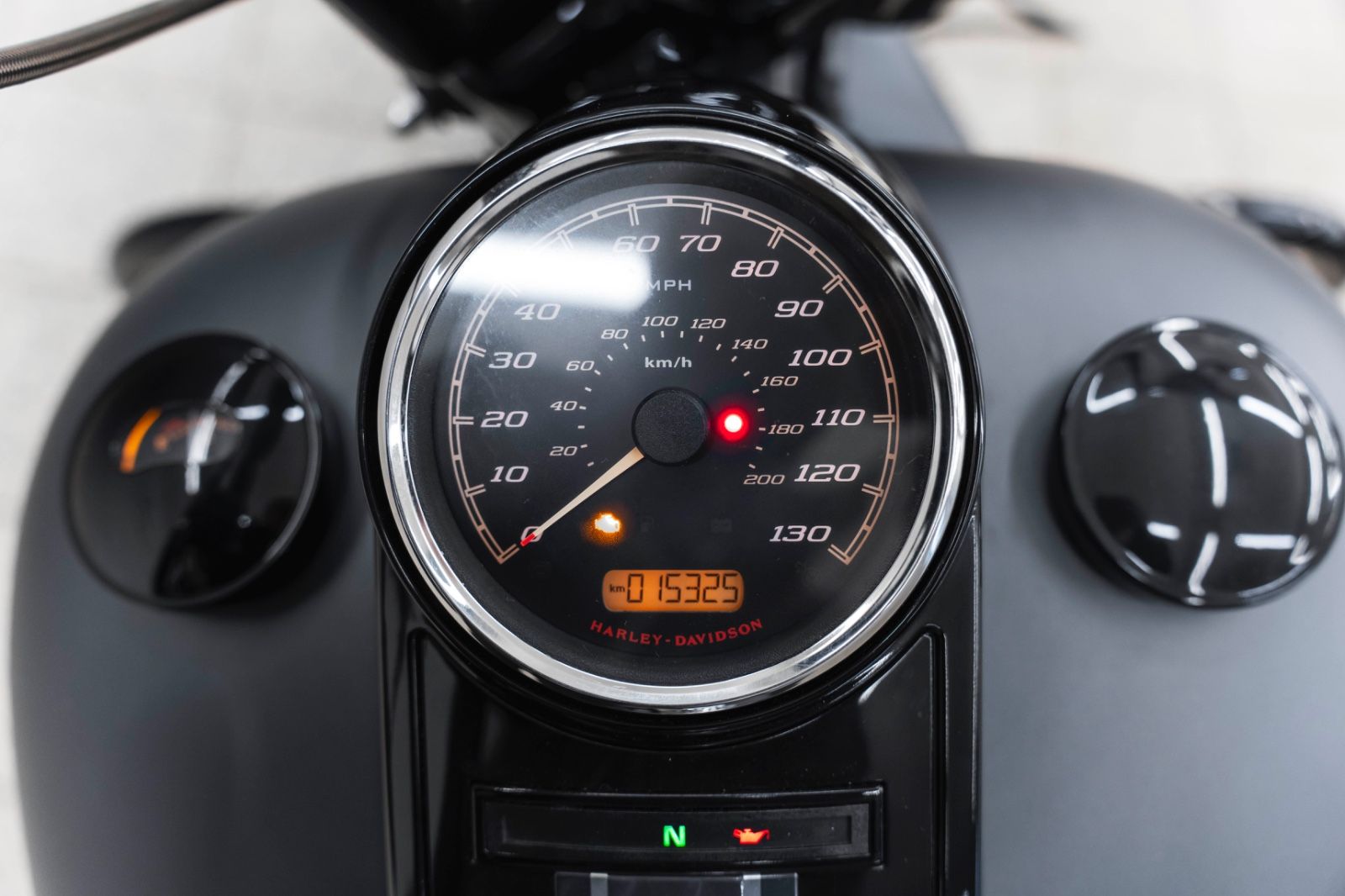 Fahrzeugabbildung Harley-Davidson FLHRXS ROAD KING