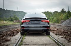 AUDI RS3 Limousine 2.5 TFSI quattro *black Edition