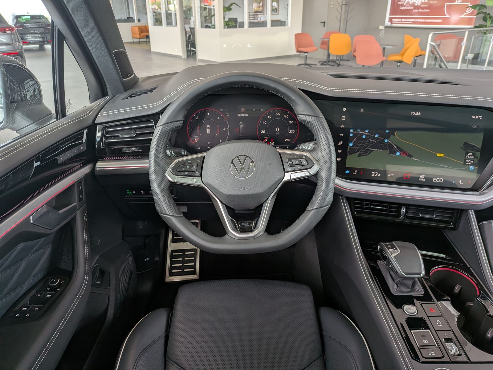 Fahrzeugabbildung Volkswagen Touareg 3.0TDI 4M R-Line VOLL Black 22" UPE 114T