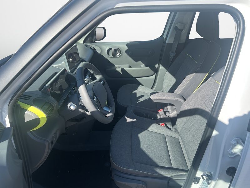 Fahrzeugabbildung Hyundai INSTER EV CROSS Effizienz & Assist-Paket Dachla
