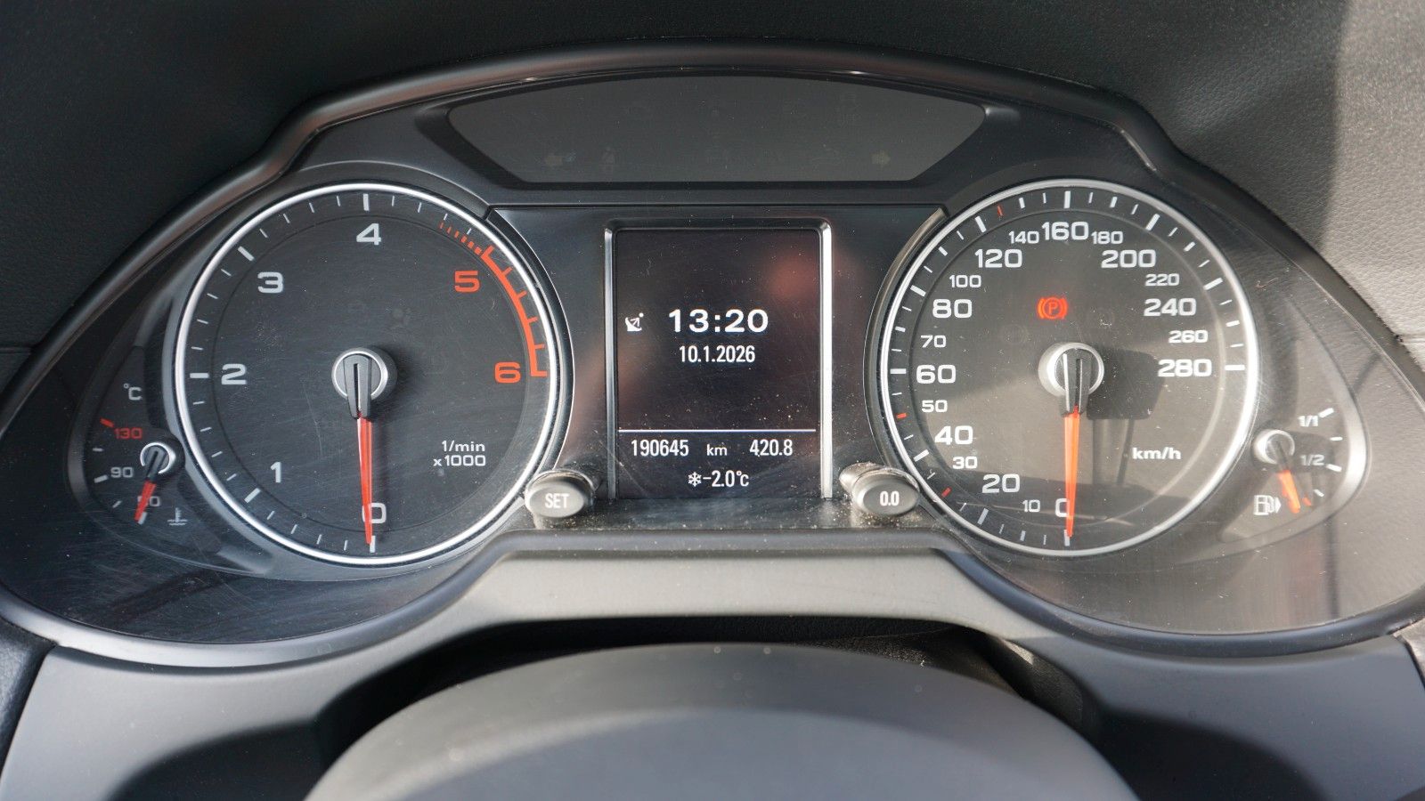 Fahrzeugabbildung Audi Q5 2.0 TDI 140 kW quattro, Standheizung, Pano