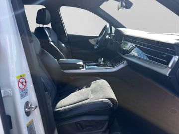 Audi Q7 - 4