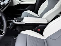 BMW 218 Active Tourer - Vorschau Bild 12