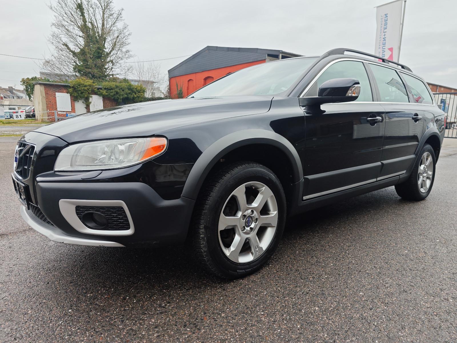 Volvo XC 70 XC70 Momentum 2WD Navi Xenon